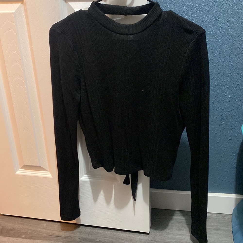 Backless turtle neck long sleeve